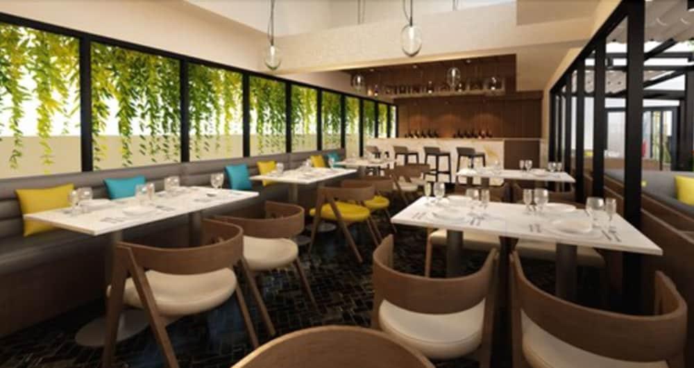 Louis Kienne Hotel Simpang Lima Semarang Exterior photo